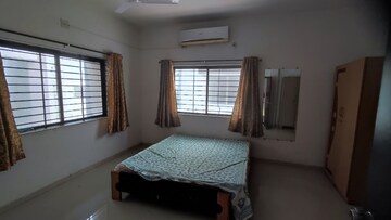 Bedroom in 4 BHK Villa at Thaltej – for Rent