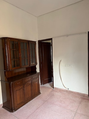 Room in 3 BHK Builder Floor at Anand Niketan – for Rent