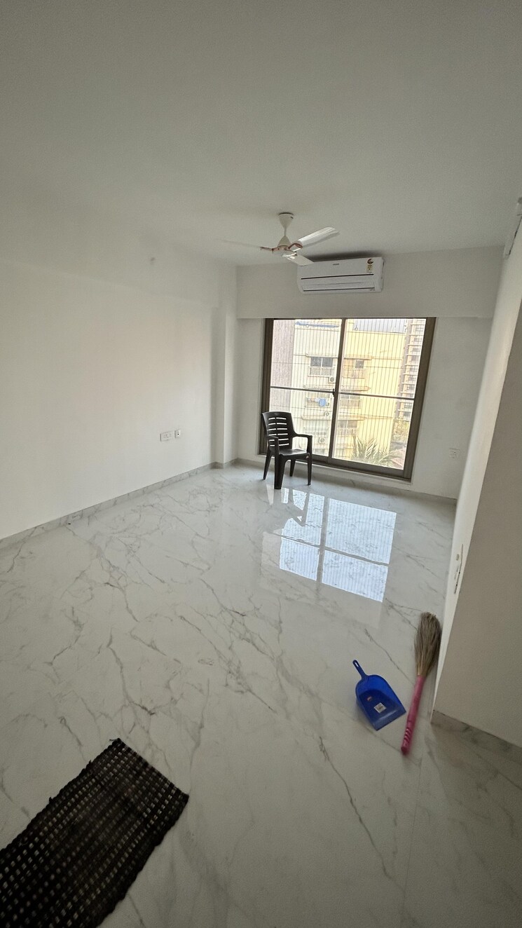 Room, andheri west 2 Bedroom 670 Sq.Ft. Apartment In Andheri West Mumbai 9705750