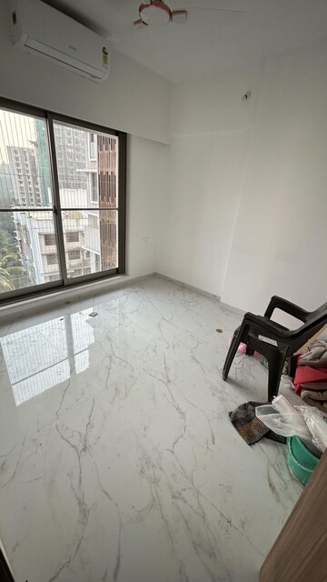 Parking in 2 BHK Apartment at Andheri West – for Rent