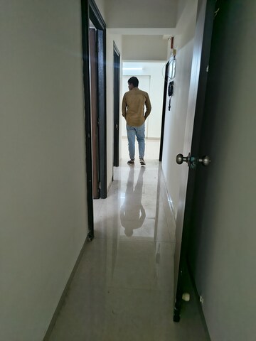 Furnished Amenities in 2 BHK Apartment at Bhoomi Midas, Kurla – for Rent