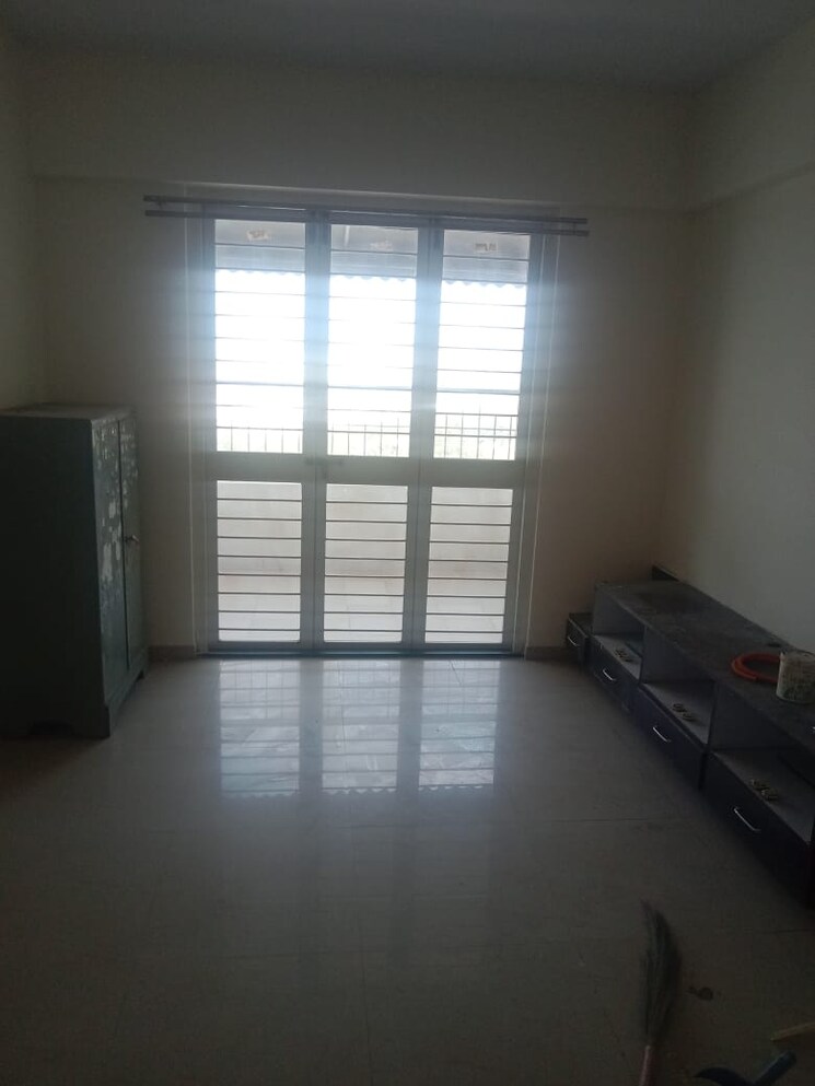 Room, anand nagar 2 Bedroom 900 Sq.Ft. Apartment In Anand Nagar Pune 9705771