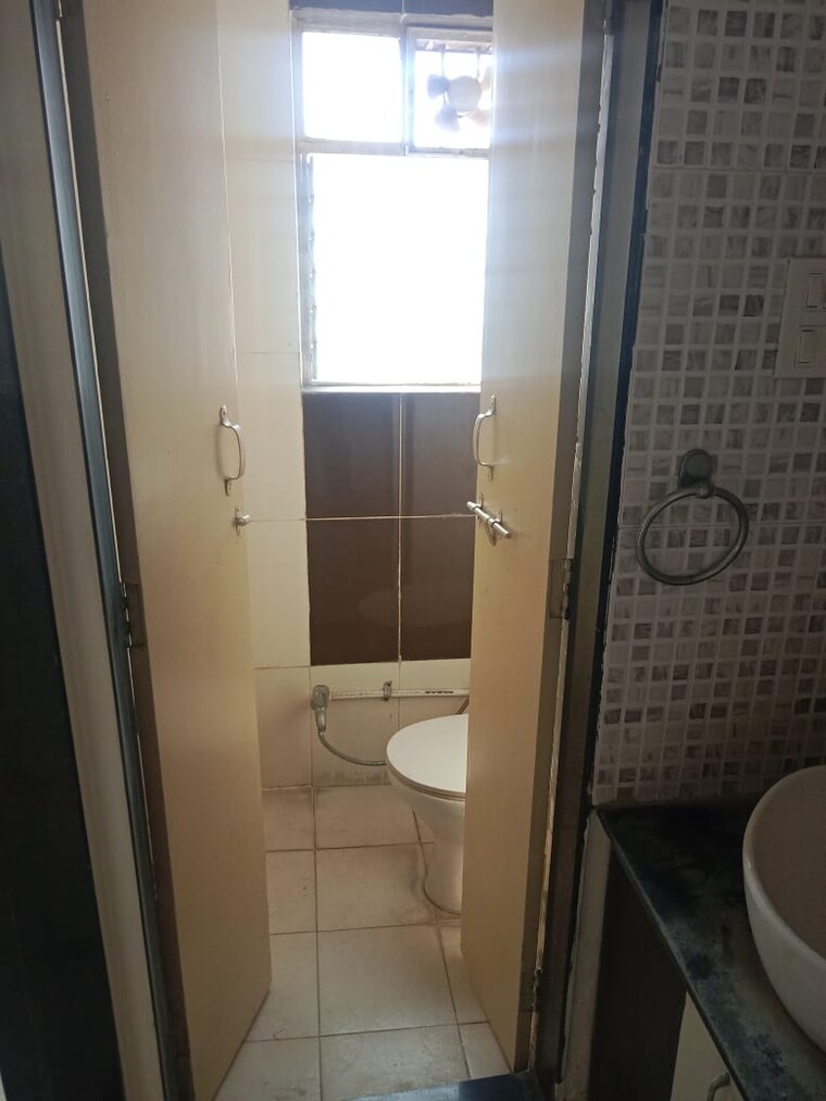 Bathroom, anand nagar 2 Bedroom 900 Sq.Ft. Apartment In Anand Nagar Pune 9705771