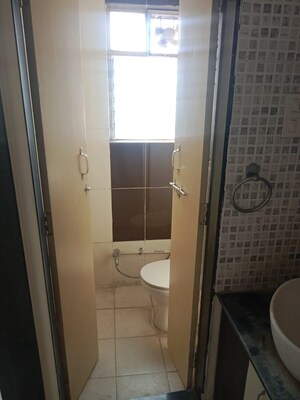 2 BHK Apartment For Rent in Manik Baug