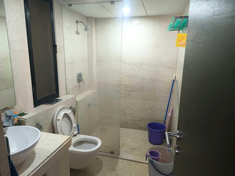 Bathroom, andheri west 2 Bedroom 735 Sq.Ft. Apartment In Andheri West Mumbai 9705775