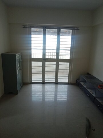 Room in 1.5 BHK Apartment at Goel Ganga Amrut Ganga, Sinhagad – for Rent