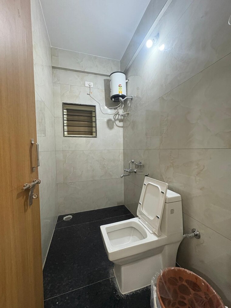 Bathroom, hsr layout 2 Bedroom 1350 Sq.Ft. Builder Floor In Hsr Layout Bangalore 9705792