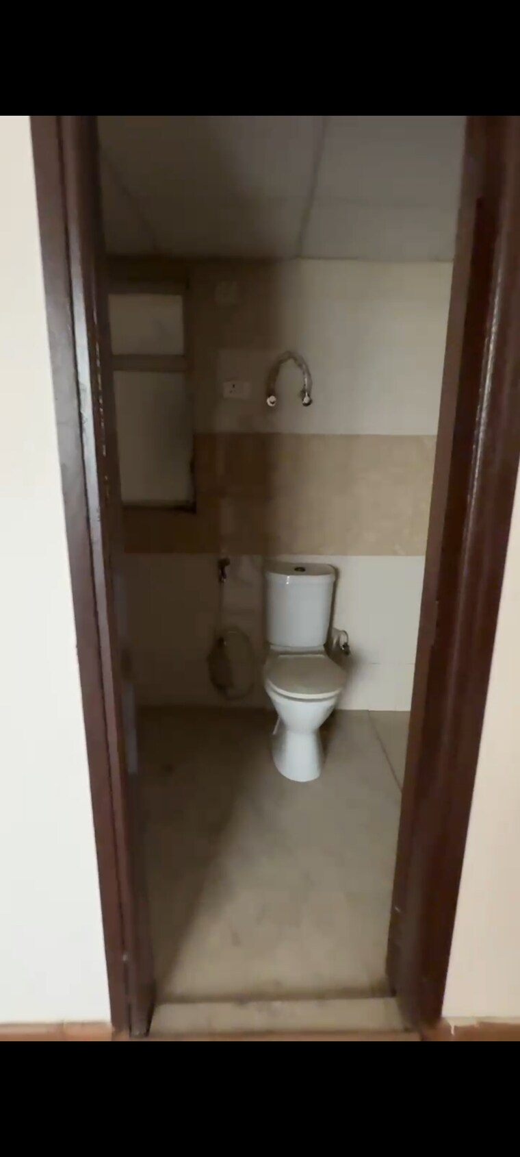 Bathroom, amrapali-leisure-park 2 Bedroom 1125 Sq.Ft. Apartment In Amrapali Leisure Valley Greater Noida 9705805
