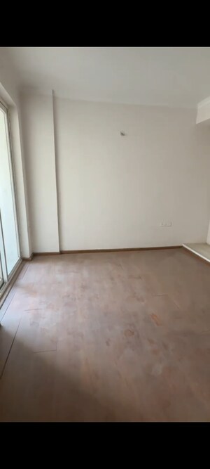 Room in 2 BHK Apartment at Amrapali Leisure Park, Amrapali Leisure Valley – for Sale