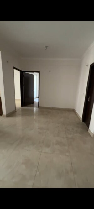 2 BHK Apartment For Sale in Amrapali Leisure Park, Amrapali Leisure Valley