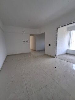 3 BHK + Servant Room Apartment For Sale in Sun City