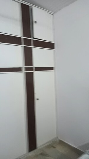 1 BHK Builder Floor For Rent in Lajpat Nagar ii