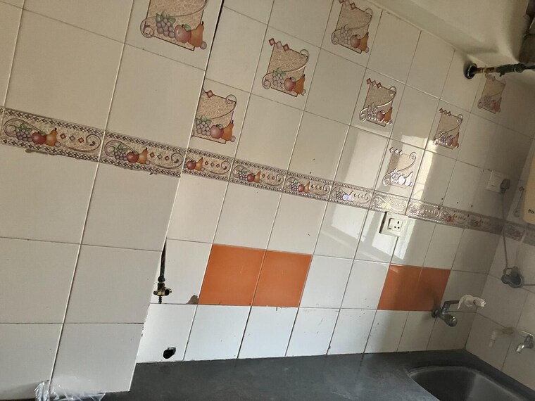 Bathroom, andheri west 2 Bedroom 670 Sq.Ft. Apartment In Andheri West Mumbai 9705843