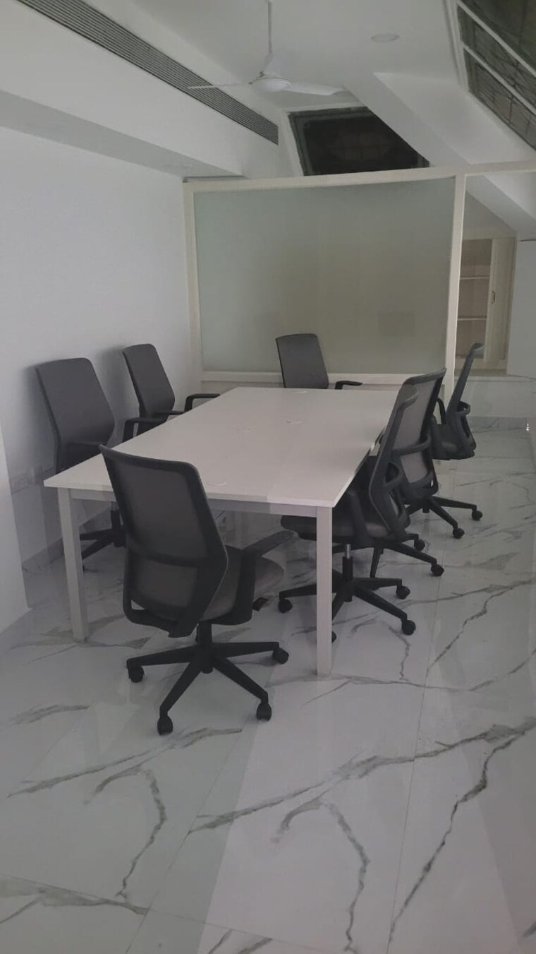 Team Area, gold-craig Commercial Office Space 1545 Sq.Ft. In Mg Road Bangalore 9705859