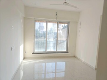 Room in 3 BHK Apartment at Andheri West – for Rent