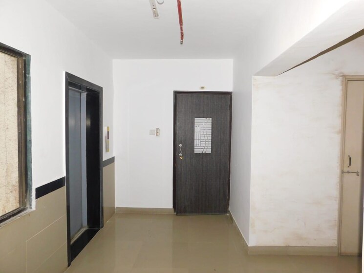 Other, dn nagar 3 Bedroom 1190 Sq.Ft. Apartment In Dn Nagar Mumbai 9705867