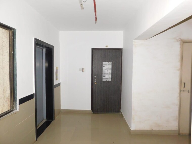 Other, dn nagar 3 Bedroom 1190 Sq.Ft. Apartment In Dn Nagar Mumbai 9705867