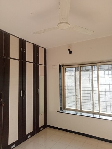 Room in 2 BHK Apartment at Vasant Marvel Glory, Borivali East – for Rent