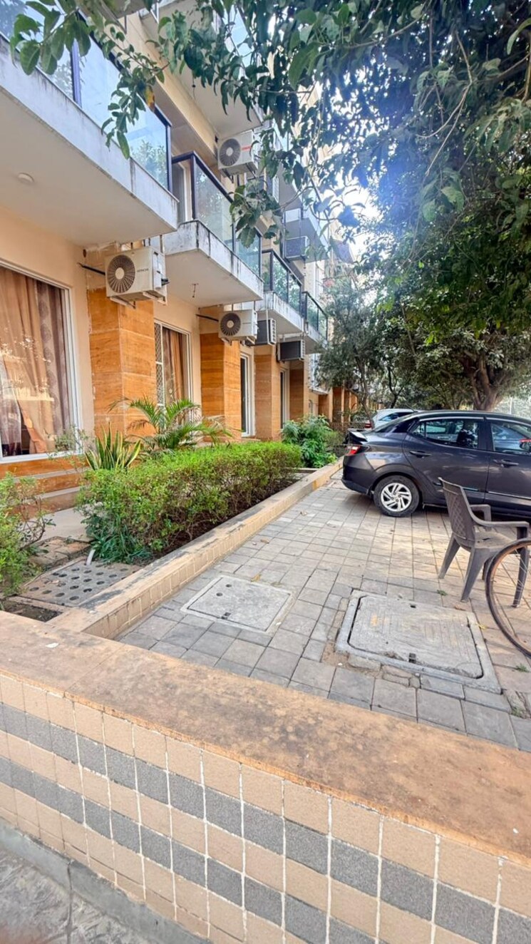 Exterior View, bptp-astaire-garden-monet-floors 3 Bedroom 1428 Sq.Ft. Builder Floor In Sector 70a Gurgaon 9705881