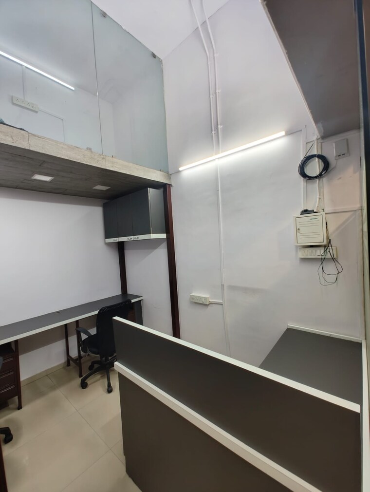 Team Area, sunder nagar Commercial Office Space 100 Sq.Ft. In Sunder Nagar Mumbai 9705886