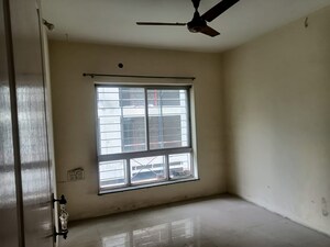 Room in 2 BHK Apartment at Rohan Silver Gracia, Ravet – for Rent