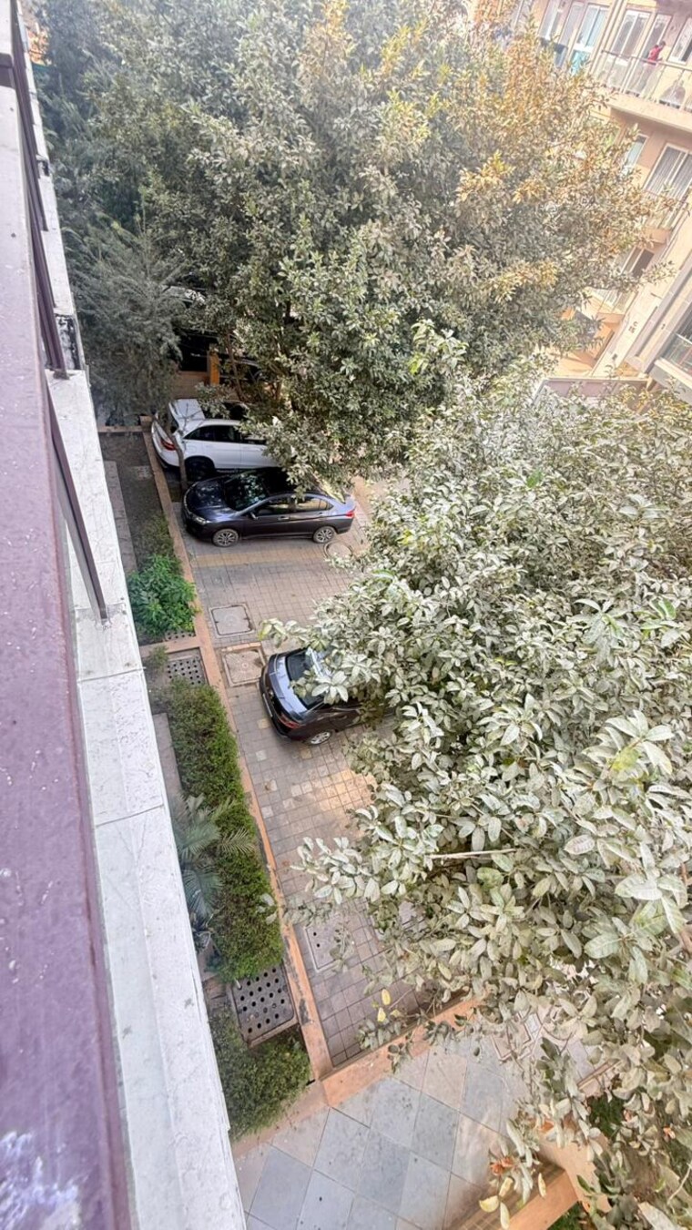  Parking, bptp-astaire-garden-monet-floors 3 Bedroom 1149 Sq.Ft. Builder Floor In Sector 70a Gurgaon 9705894