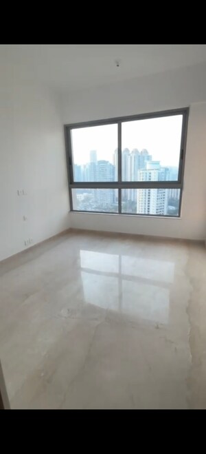 Room in 3 BHK Apartment at Kalpataru Immensa H, Kolshet Road – for Sale