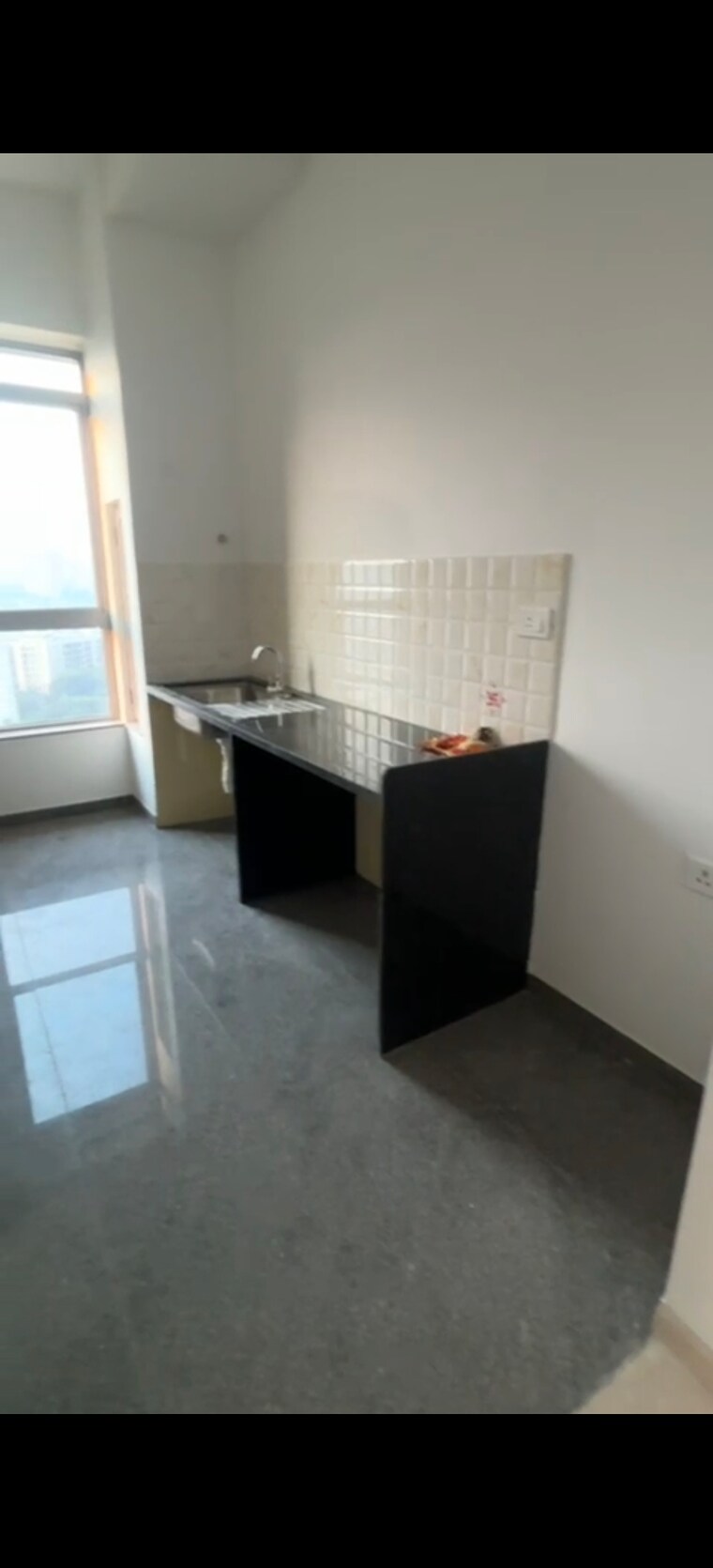 Kitchen, kalpataru-immensa-h 3 Bedroom 1150 Sq.Ft. Apartment In Kolshet Road Thane 9705905