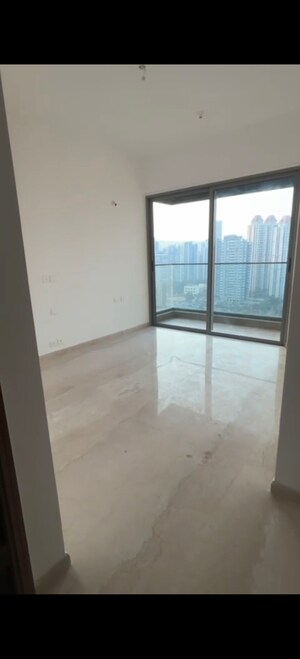 Room in 3 BHK Apartment at Kalpataru Immensa H, Kolshet Road – for Sale