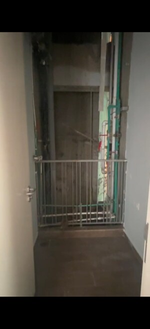 Furnished Amenities in 3 BHK Apartment at Kalpataru Immensa H, Kolshet Road – for Sale