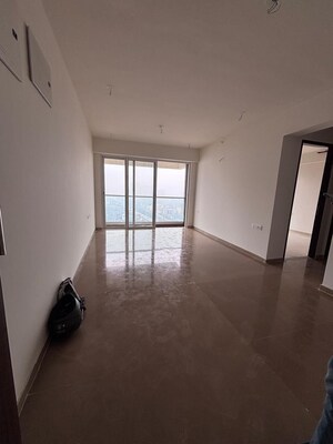 Room in 2 BHK Apartment at Indiabulls One Indiabulls, Pokhran Road No Two – for Sale