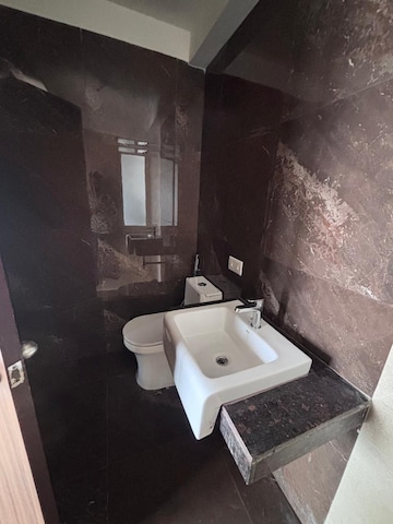 Team Area in 2 BHK Apartment at Indiabulls One Indiabulls, Pokhran Road No Two – for Sale