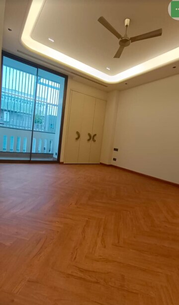 Room in 4 BHK Builder Floor at Greater Kailash I – for Sale