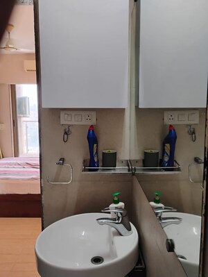 Master Bedroom in 3 BHK Apartment at HDIL Metropolis Residences, Andheri West – for Rent