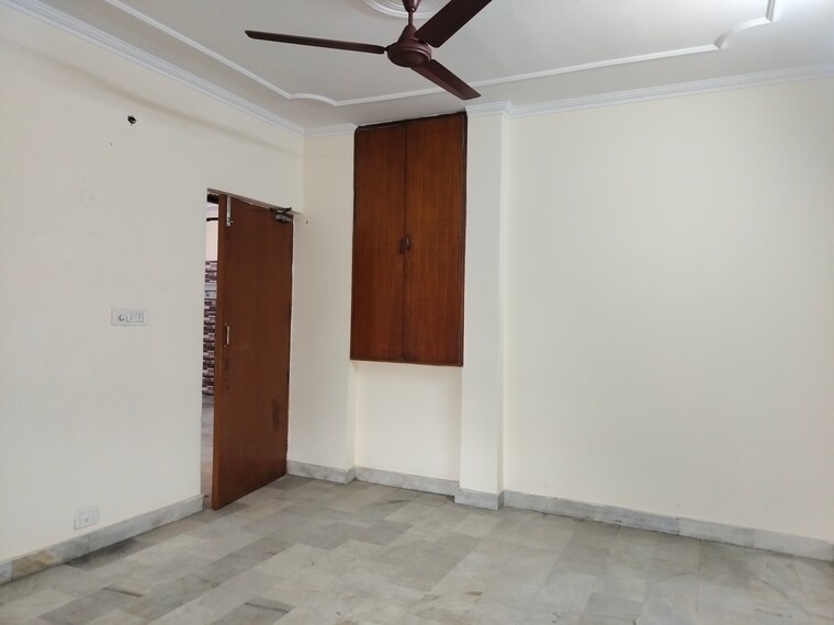 Room, sarita vihar 2 Bedroom 1000 Sq.Ft. Apartment In Sarita Vihar Delhi 9705970