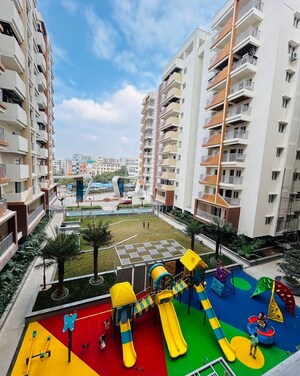 3 BHK Apartment For Rent in Lakshmis Emperia, Miyapur