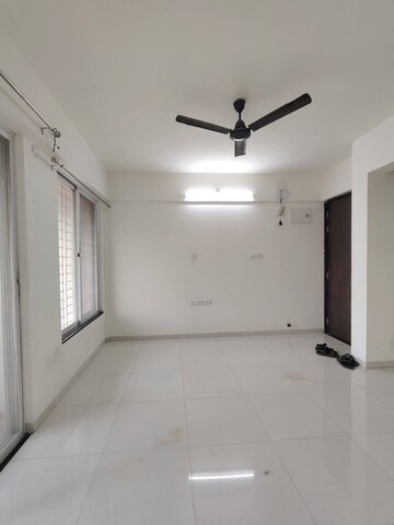 Hall in 1 BHK Apartment at Jhamtani Vision Ace Phase 1, Tathawade – for Rent