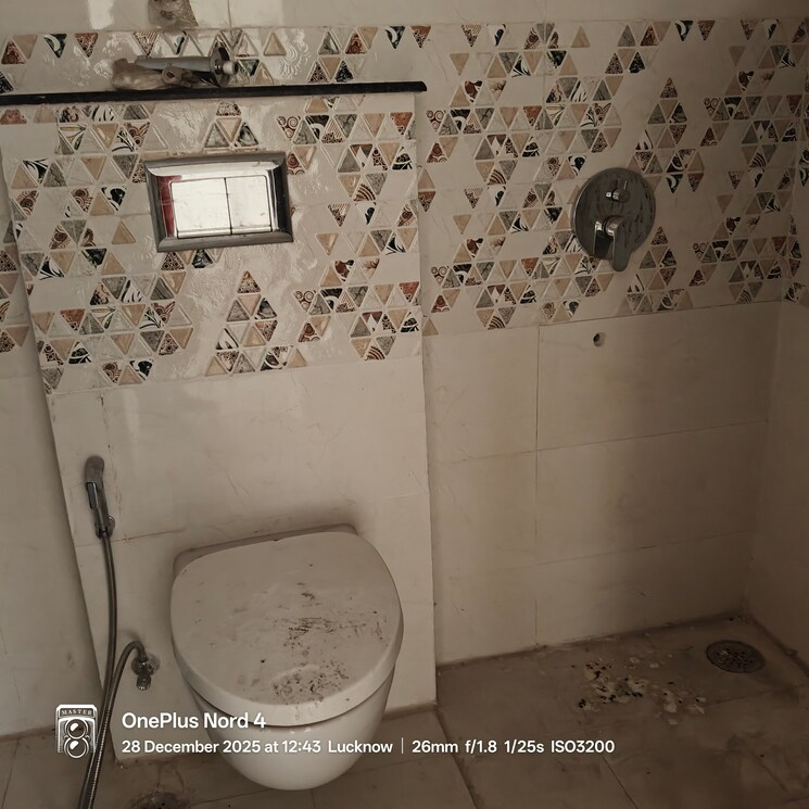 Bathroom, omaxe-r2 3 Bedroom 1575 Sq.Ft. Apartment In Gomti Nagar Lucknow 9705986