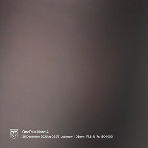 Room in 3 BHK Apartment at Omaxe R2, Gomti Nagar – for Sale