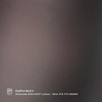 Room in 3 BHK Apartment at Omaxe R2, Gomti Nagar – for Sale