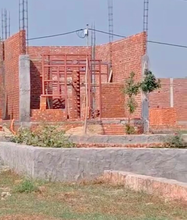 Exterior View, swarnim-vihar  61 Sq.Yd. Plot In Sector 82 Noida 9705993