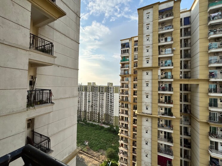 Exterior View, prateek-grand-city 2 Bedroom 1155 Sq.Ft. Apartment In Siddharth Vihar Ghaziabad 9705997
