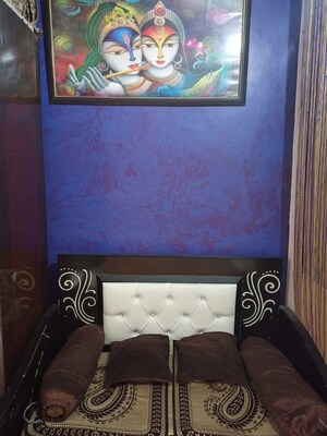 Bedroom in 1.5 BHK Builder Floor at Mayur Vihar – for Rent