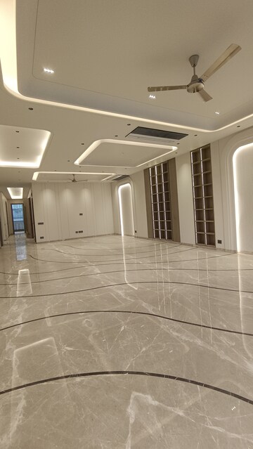 Building Lobby in 4 BHK Builder Floor at Greater Kailash I – for Sale