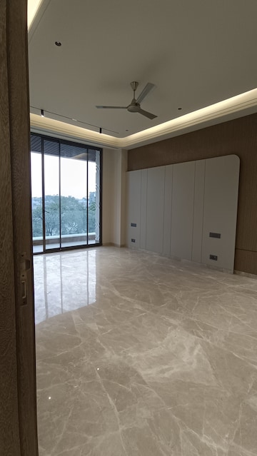 Room in 4 BHK Builder Floor at Greater Kailash I – for Sale