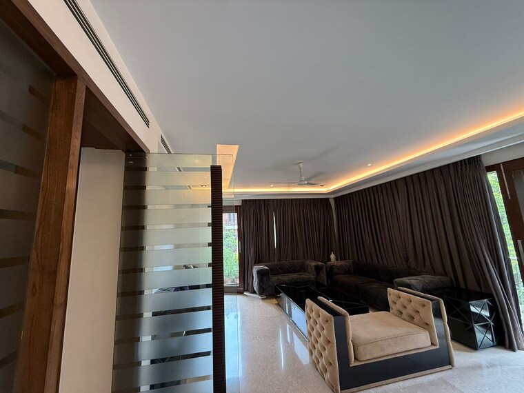 Balcony, safdarjung enclave 4 Bedroom 4500 Sq.Ft. Apartment In Safdarjung Enclave Delhi 9706015