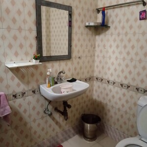 Bathroom in 1 BHK Independent House at Sector 4 – for Rent