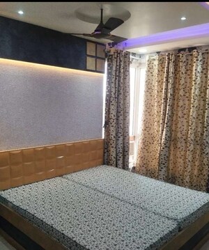 Bedroom in 3 BHK Apartment at Omaxe R2, Gomti Nagar – for Rent