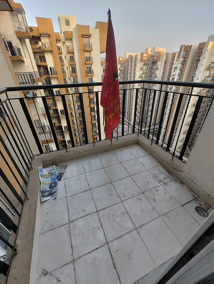 Balcony, amrapali-tropical-garden 2.5 Bedroom 1080 Sq.Ft. Apartment In Tech Zone 4 Greater Noida Greater Noida 9706029