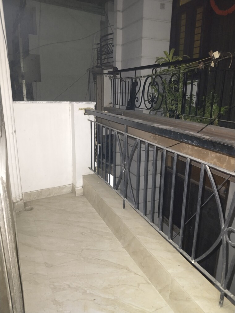 Balcony, panchsheel vihar 1 Bedroom 500 Sq.Ft. Apartment In Panchsheel Vihar Delhi 9706028